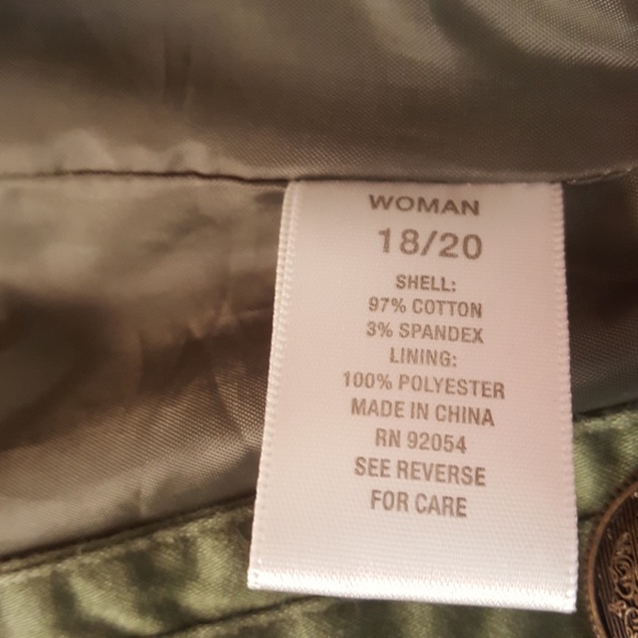 Dressbarn Open Front Green Blazer - Picture 6 of 8